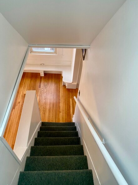 Building Photo - 18 Tremont St