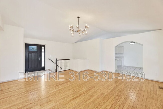 Building Photo - 1260 S Ridgehurst Cir