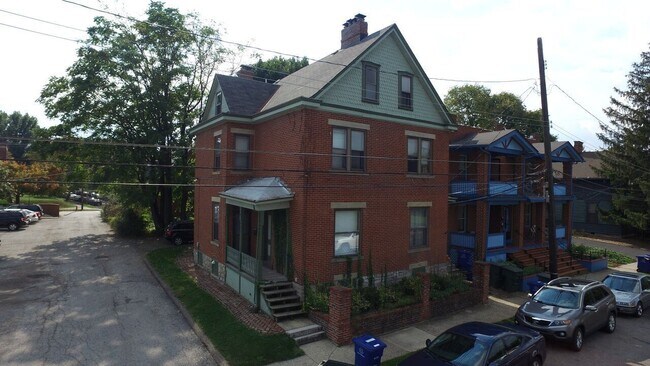Building Photo - 49 Price Ave