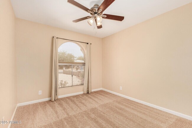 Building Photo - 2955 W Wagoner Rd