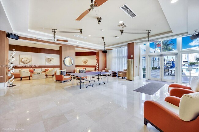 Building Photo - 1945 S Ocean Dr