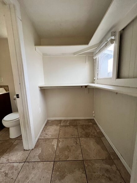 Building Photo - 1750 National Ave