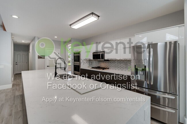 Building Photo - 124 Tomlinson Dr