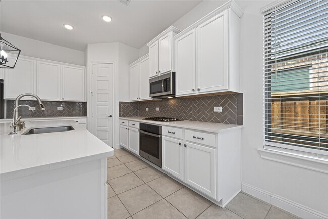 Building Photo - 4353 Victoria Pine Dr