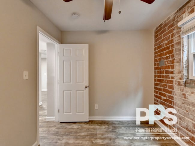 Building Photo - 217 Lampkin St NE