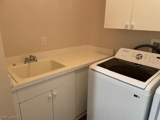 Building Photo - 3610 Lansing Loop