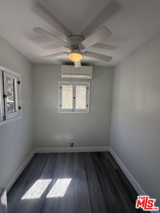 Building Photo - 92 S Sunnyslope Ave