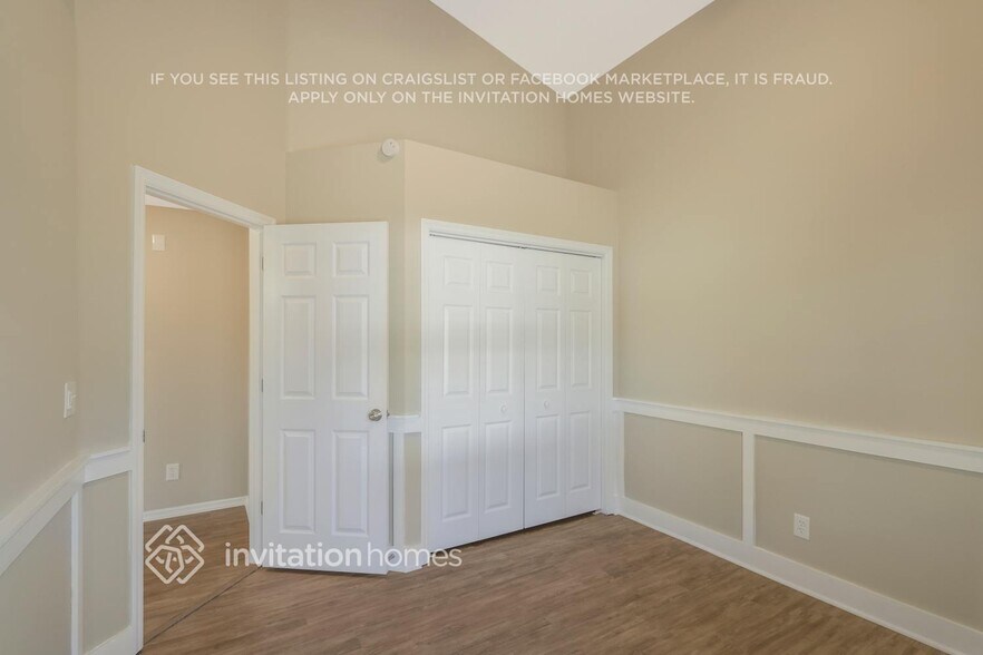 Building Photo - 11813 Rossmayne Dr