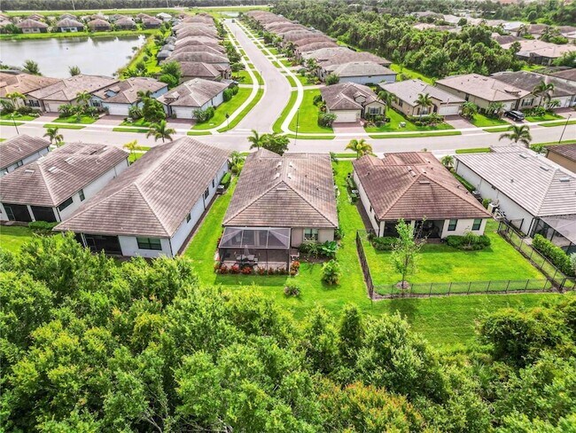 Building Photo - 20765 Swallowtail Ct