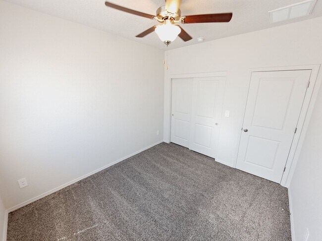Building Photo - 761 Desert Senna Ave SW