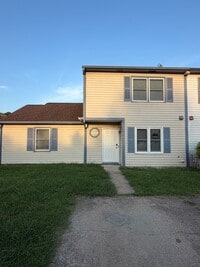 Building Photo - 1046 Commonwealth Pl