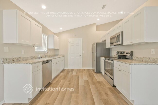 Building Photo - 1011 Corkwood Dr