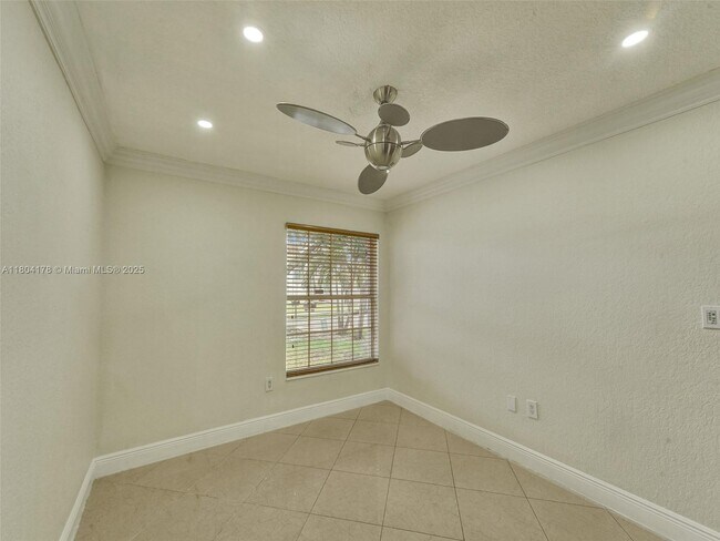 Building Photo - 8913 NW 194th Terrace