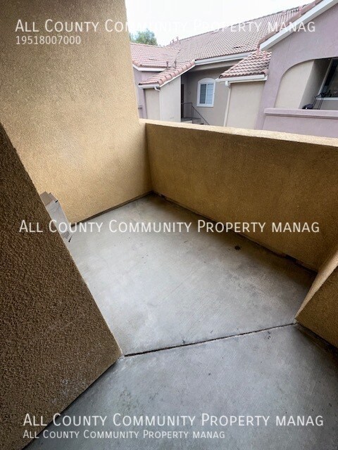 Building Photo - 41410 Juniper St