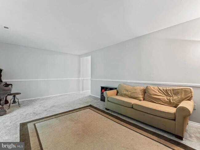 Building Photo - 8956 Skyrock Ct