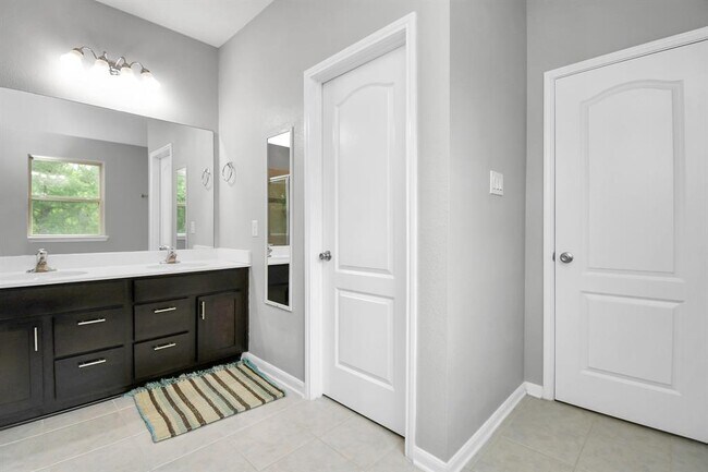 Building Photo - 14018 Harmony Ridge Trl