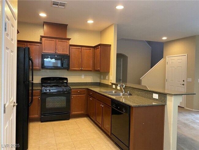 Building Photo - 9614 Vega Carpio Ave