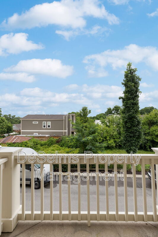 Building Photo - 214 Porter Village Cir