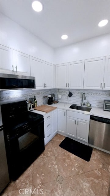 Building Photo - 2575 E 19th St