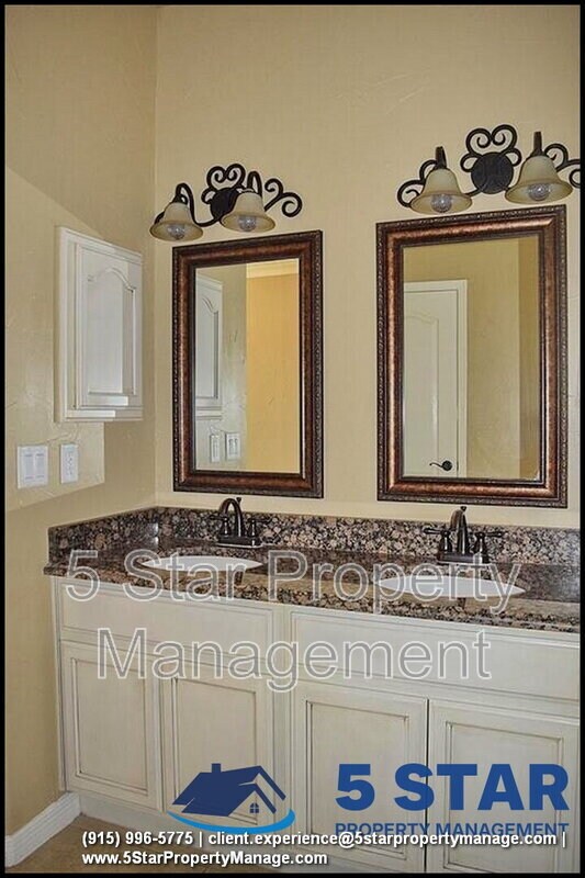 Building Photo - 14016 Rainbow Point Dr