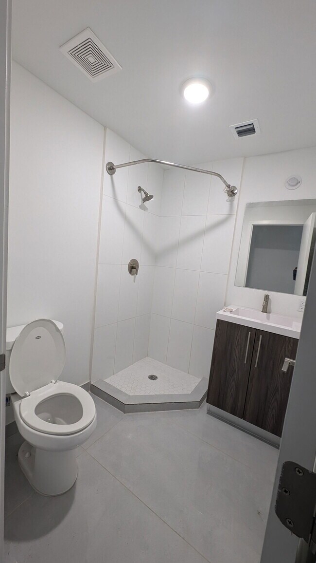 Building Photo - 14559 SW 261 St Ter