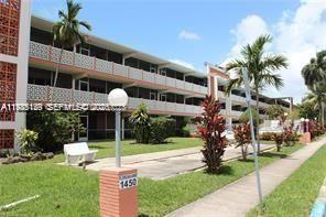 Primary Photo - 1450 NE 170th St