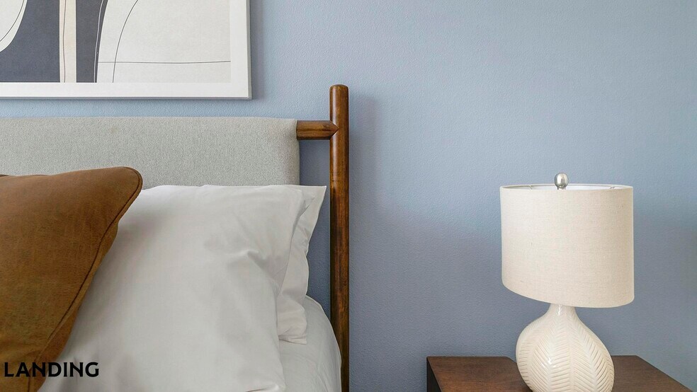 Building Photo - 1800 Central Pine St