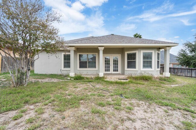 Building Photo - 104 Painted Rock