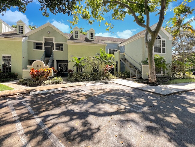 Building Photo - 1050 Crystal Way