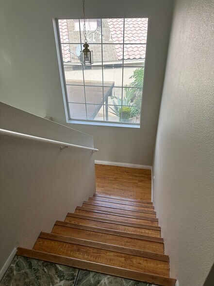 Building Photo - 4160 Country Garden Ave