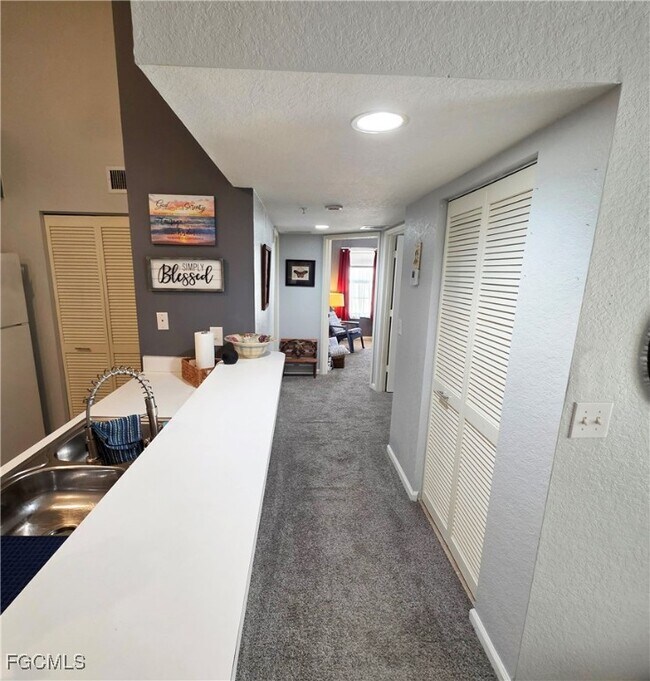 Building Photo - 4121 Residence Drive