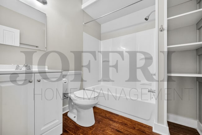 Building Photo - 2096 W 32nd St