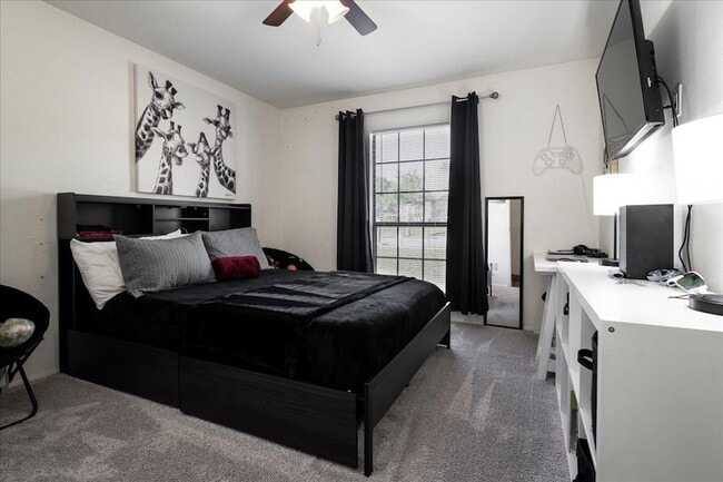 Building Photo - 1208 Kesser Dr