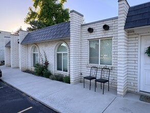 Building Photo - 375 W 550 N