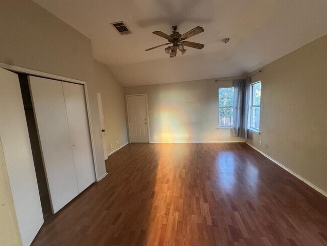 Building Photo - 1805 Whirlwind Trail