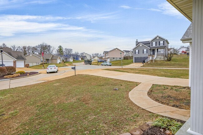 Building Photo - NEWLY RENOVATED HOME