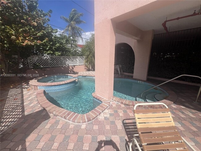 Building Photo - 8816 Collins Ave