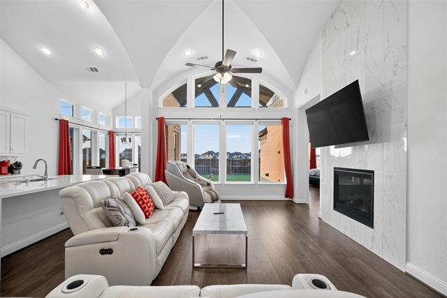 Building Photo - 405 Rock Rose Ln