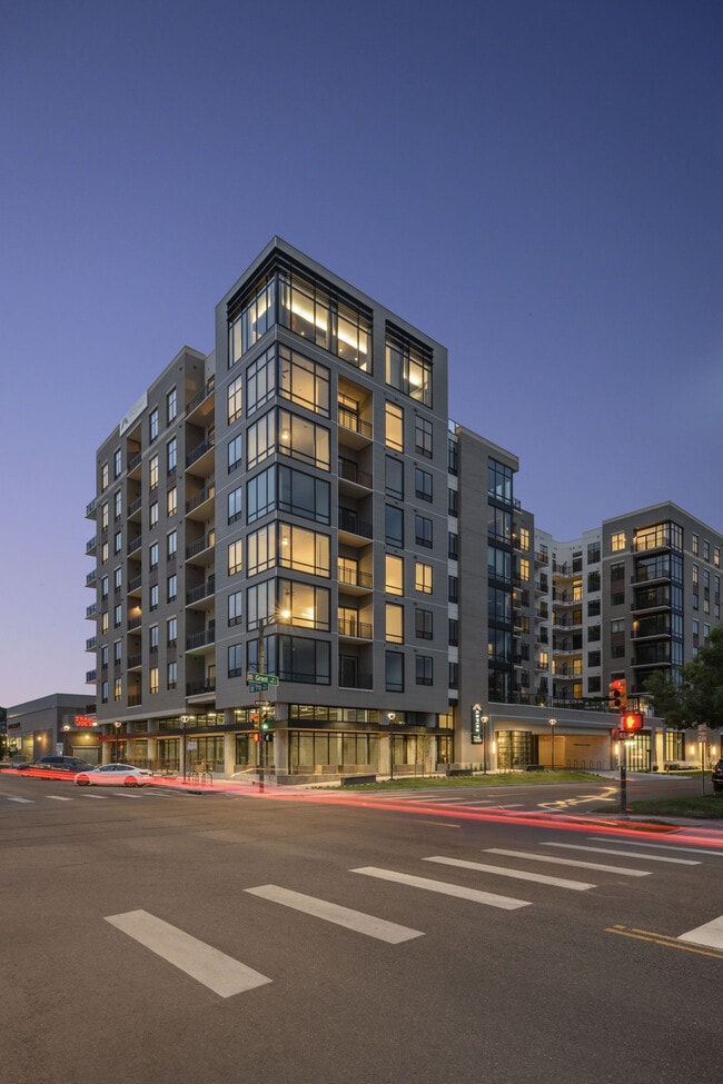 Building Photo - Aspire 7th and Grant