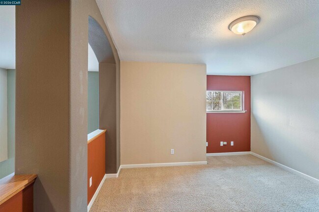 Building Photo - 350 Caroni St