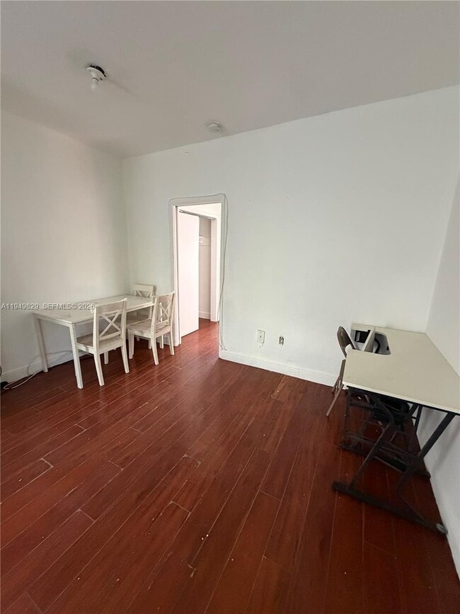 Building Photo - 1026 Euclid Ave