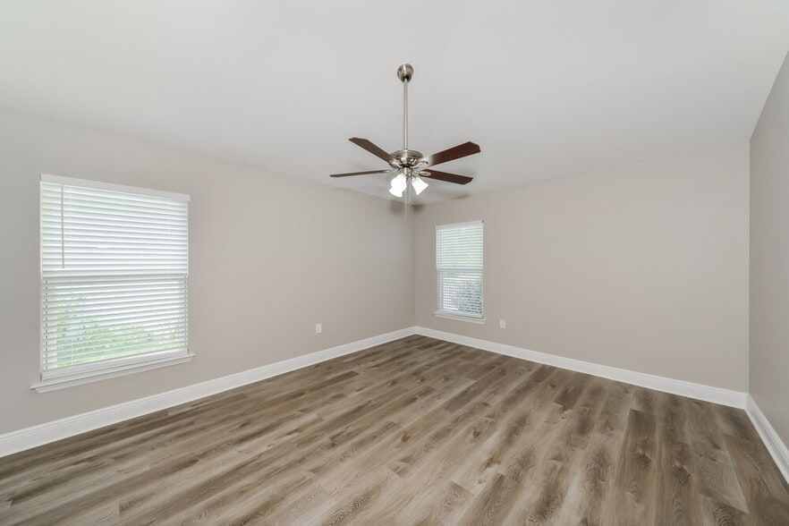 Building Photo - 1225 Sheridan Bay Dr