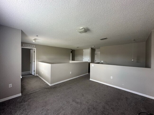 Building Photo - Two-Story Corner Lot!