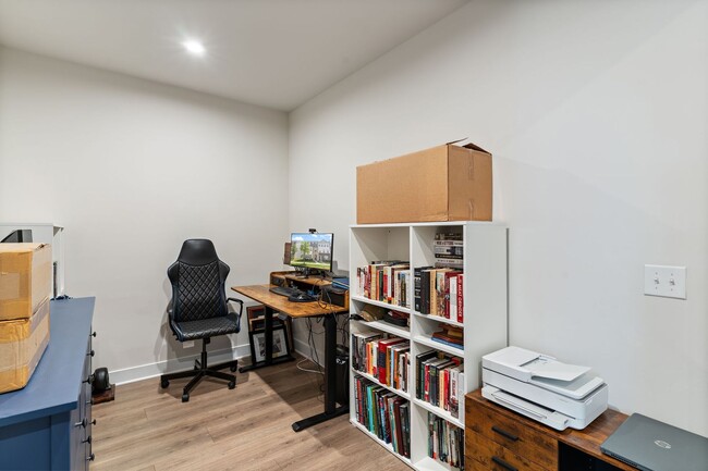 Building Photo - 17713 Longspur Cove Ln
