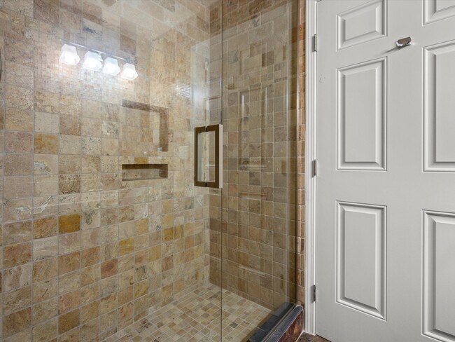Building Photo - 846 W Summerfield Gln Cir