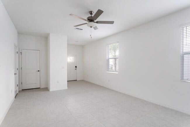 Building Photo - 38026 Fallstone Wy