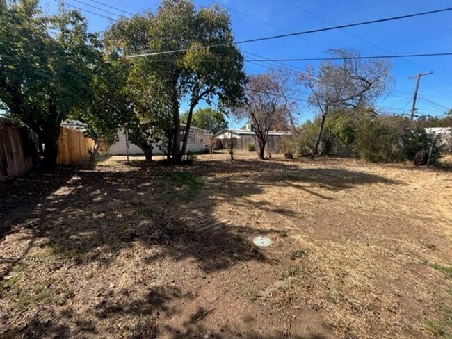Building Photo - 5725 El Campo Way