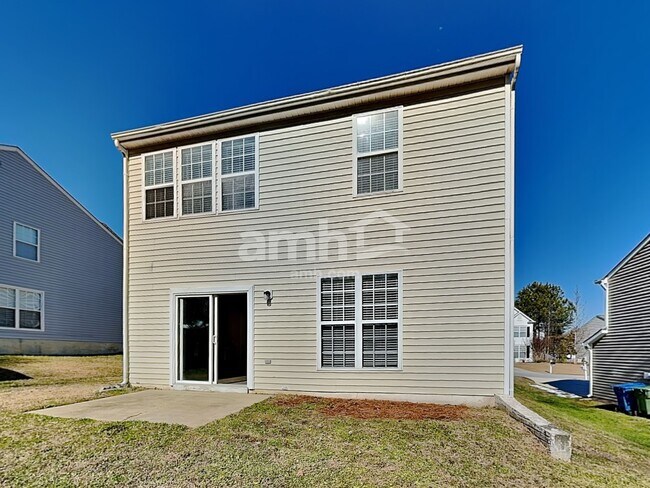 Building Photo - 136 N Honey Springs Ave