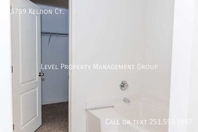 Building Photo - 25759 Keldon Ct