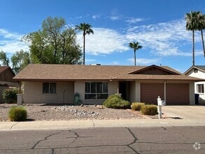 Building Photo - Tempe 3 Bed, 2 Bath - Pool and Single Story